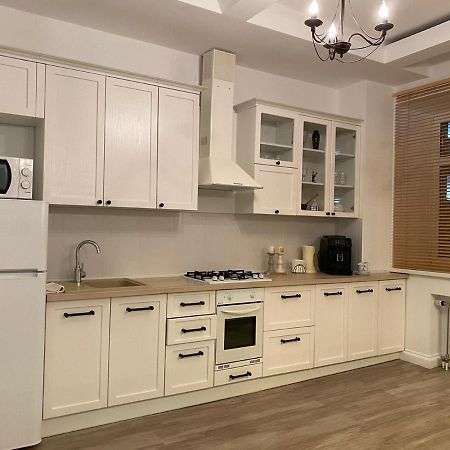 جومل Bright Apartment المظهر الخارجي الصورة