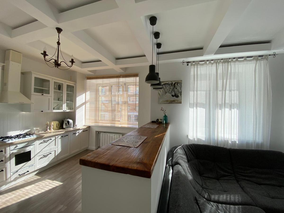 جومل Bright Apartment المظهر الخارجي الصورة